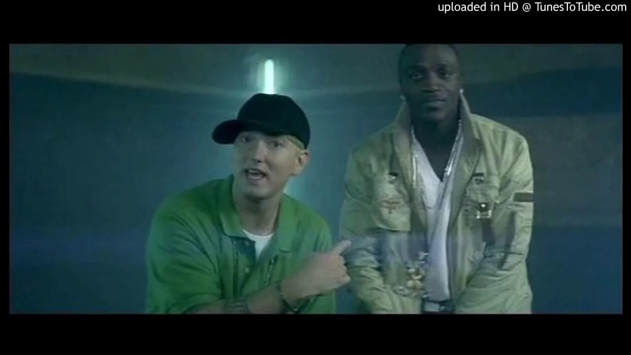 Prodigy charly. Smack that эйкон. Akon eminem. Смек ма ееес. Песня смеке.
