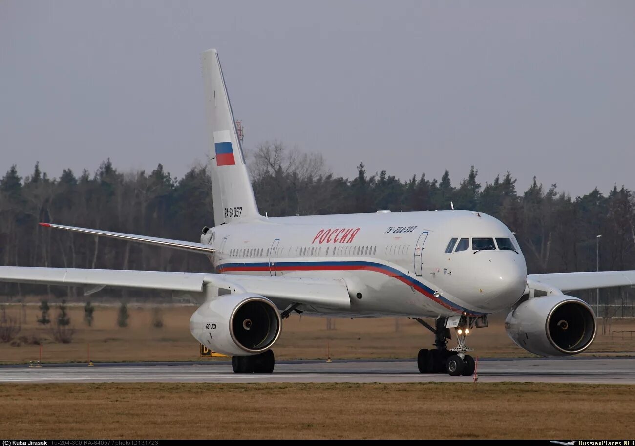 Ту 204 2024. Ту-204 пассажирский самолёт. ту-204см, ту-214). ту-204-300.