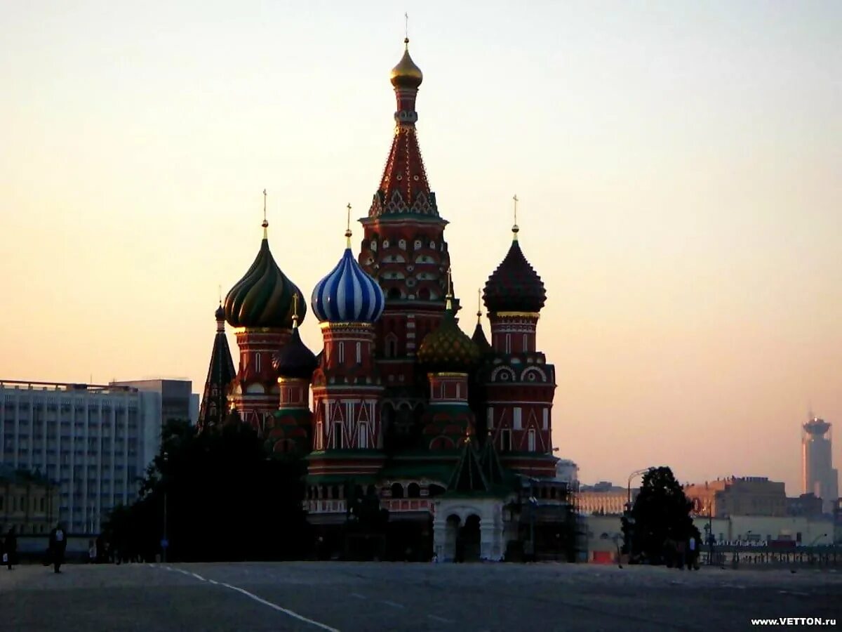 Хочешь увидеть москву. Храм Христа Спасителя и храм Василия Блаженного. Фотографии храма Василия Блаженного в Москве. Москва обои. Храм Василия Блаженного обои.