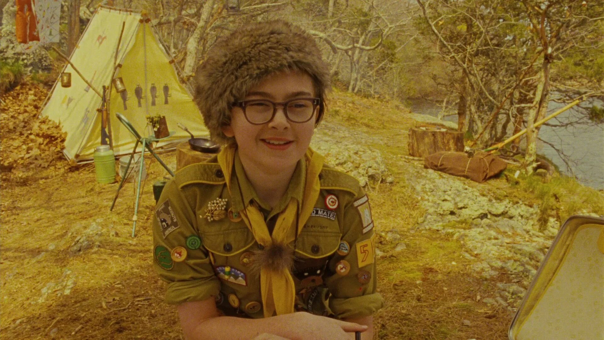 Moon stop. Королевство полной Луны Moonrise Kingdom 2012. Уэс Андерсон королевство полной Луны. Королевство полной Луны вожатый.