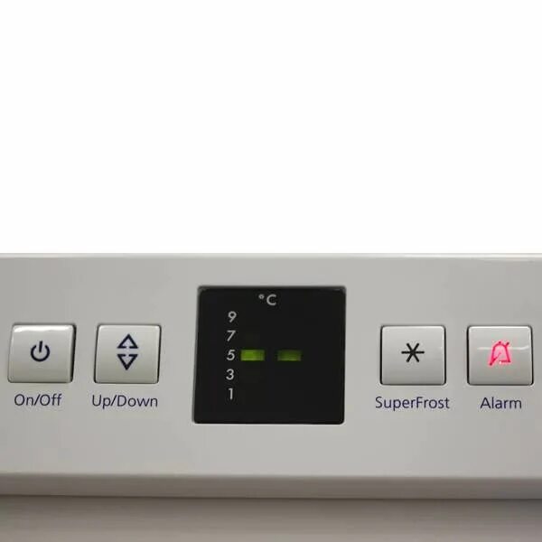 Холодильник liebherr горит alarm. Либхер cun 3923. liebherr холодильник кнопка alarm. холодильник liebherr индикатор off. мигает аларм в холодильнике либхер.