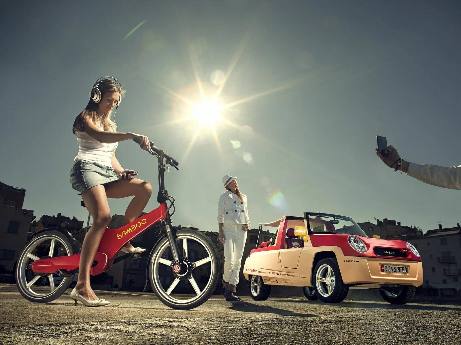 Side speed up. Rinspeed bamboo. велосипед автомобиль. обои средство передвижения. машина и велосипед картинка.