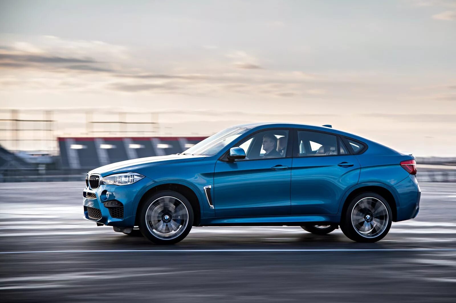 BMW x6m 2015. БМВ Икс 6. BMW x6 2017. БМВ Икс 6 м. Стоимость x6