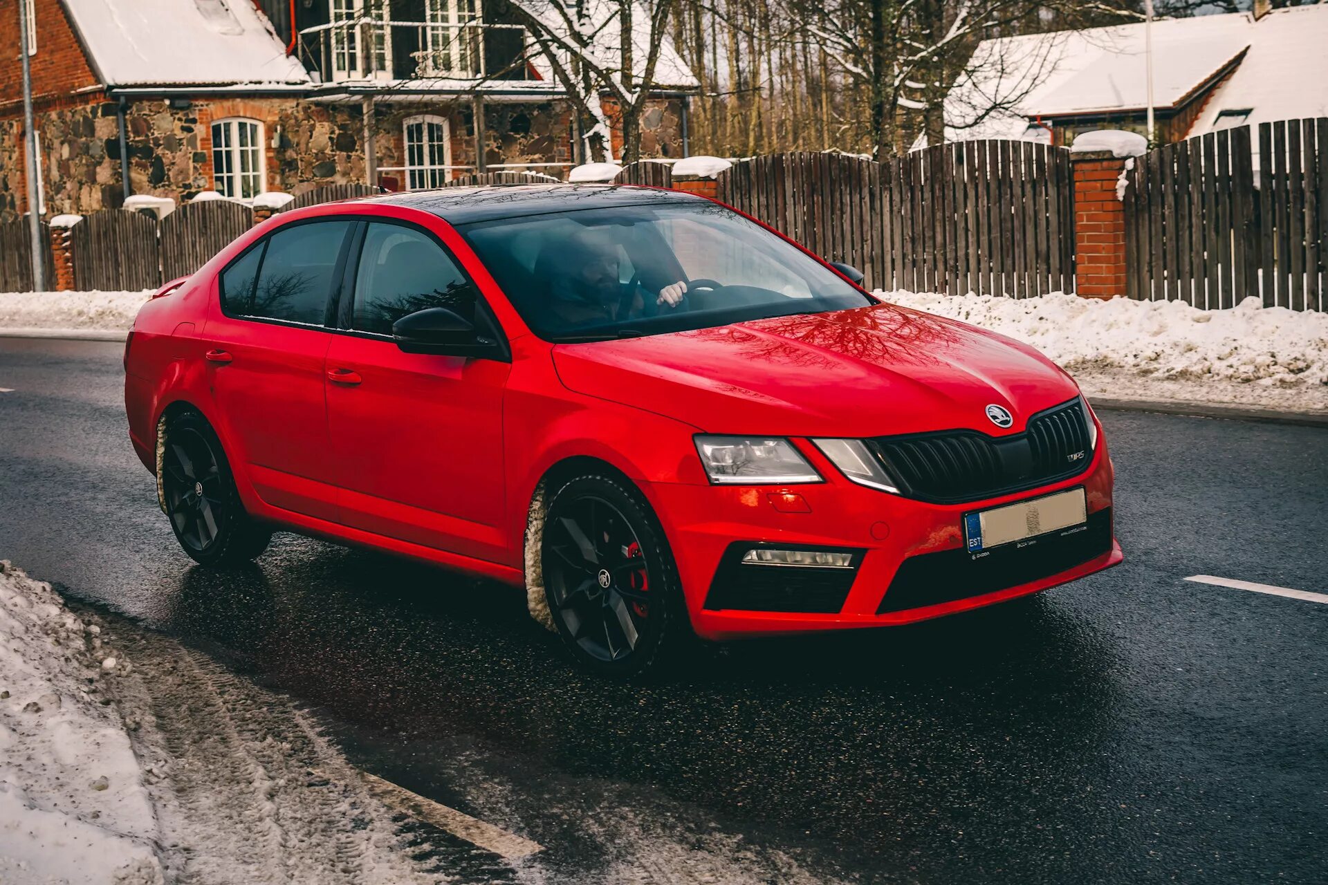 Octavia rs fl. Skoda Octavia a7 красная. Skoda Octavia RS 2018.