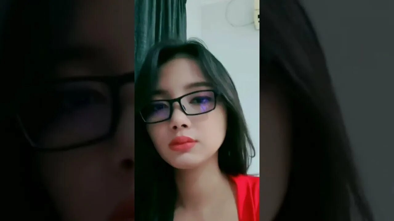 Julia bigo. Julia bigo