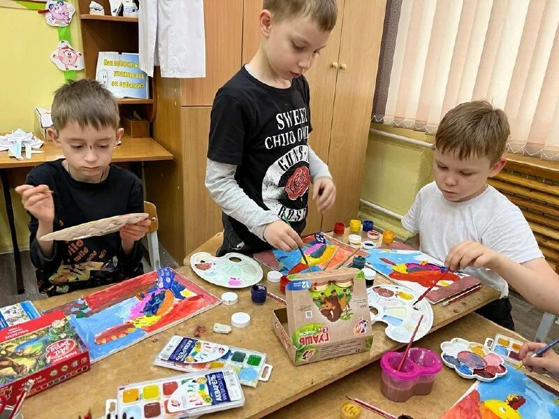 Эмблема школы в планете земля. Планета взросления. Планета взросления. Планета взросление хабаровск. Планета взросления.