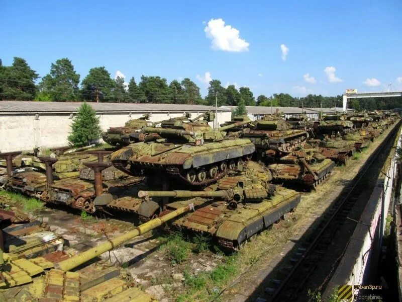 Где строили танки. База хранения военной техники Орехово Зуево. База хранения военной техники танков Топчиха. 59 Арсенал Грау в/ч 42697. БХВТ т80.