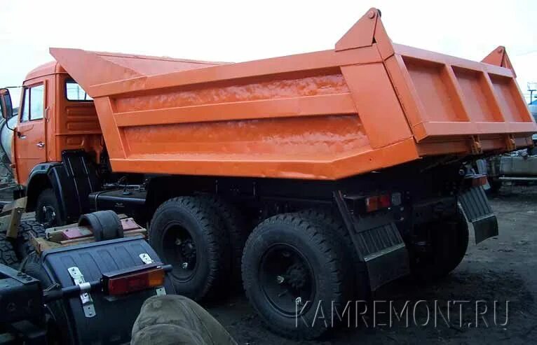 Кузов камаз 55 111. Кузов камаз 55111. кузов самосвала камаз 55111. карьерный камаз 55111. камаз савок 55111.
