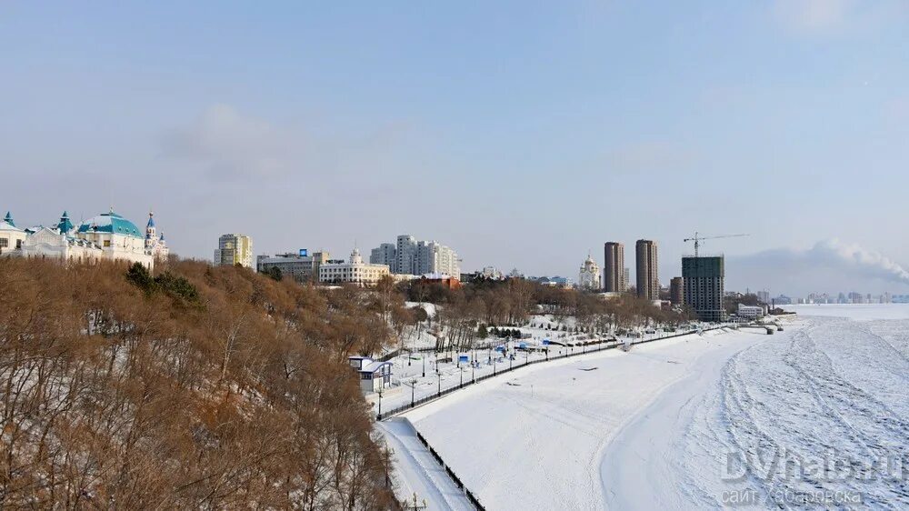 Набережная хабаровск зима. Хабаровск зимой фото. Хабаровск зима 2017. Набережная хабаровск 2023. Хабаровск зимой.