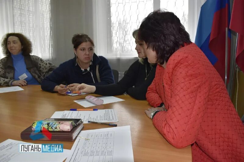 вакансии для женщин в лнр