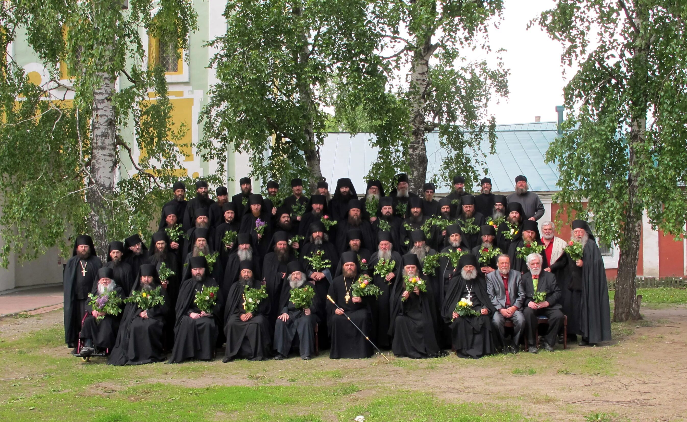 Братия Санаксарского монастыря. Рождество-Богородичный Санаксарский мужской монастырь Мордовия. Игумен Санаксарского монастыря. Насельники Санаксарского монастыря.