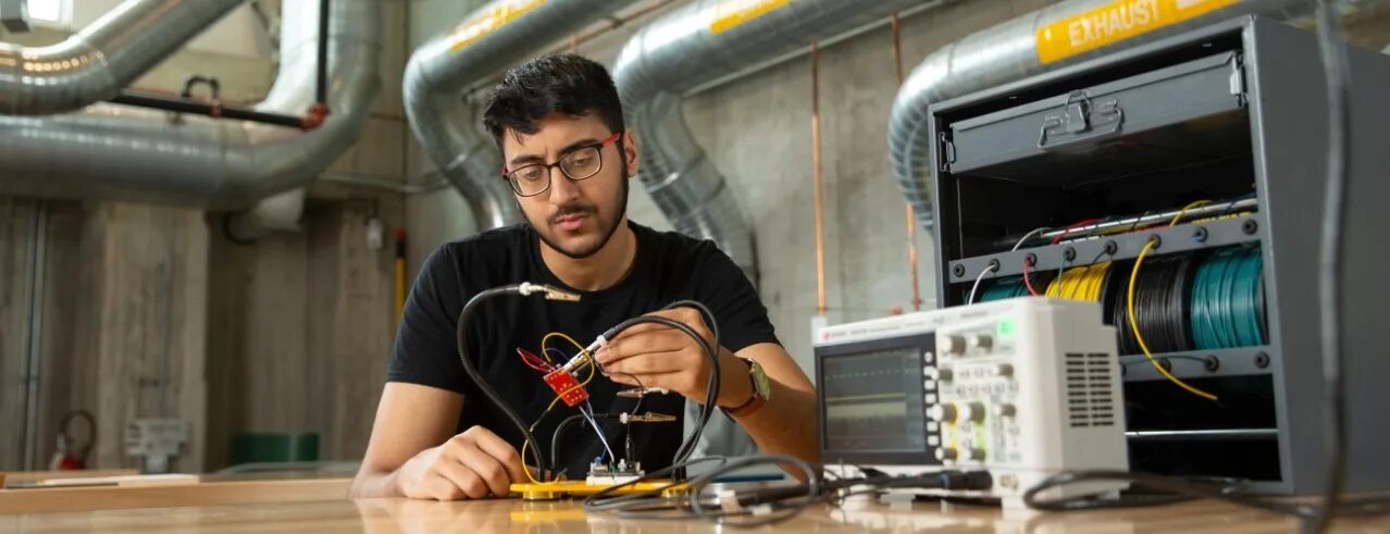 Computers electrical engineering. Computers electrical engineering