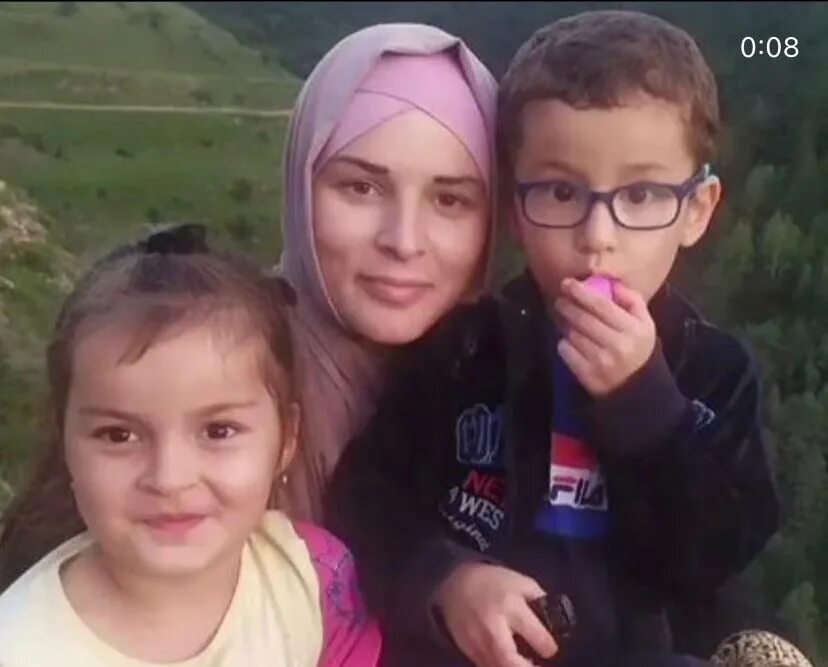 Розыск ставропольский край. Наводнение в дагестане. Трехлетний мальчик. Нашли ли пропавшую в дагестане. Карадахская теснина дагестан.