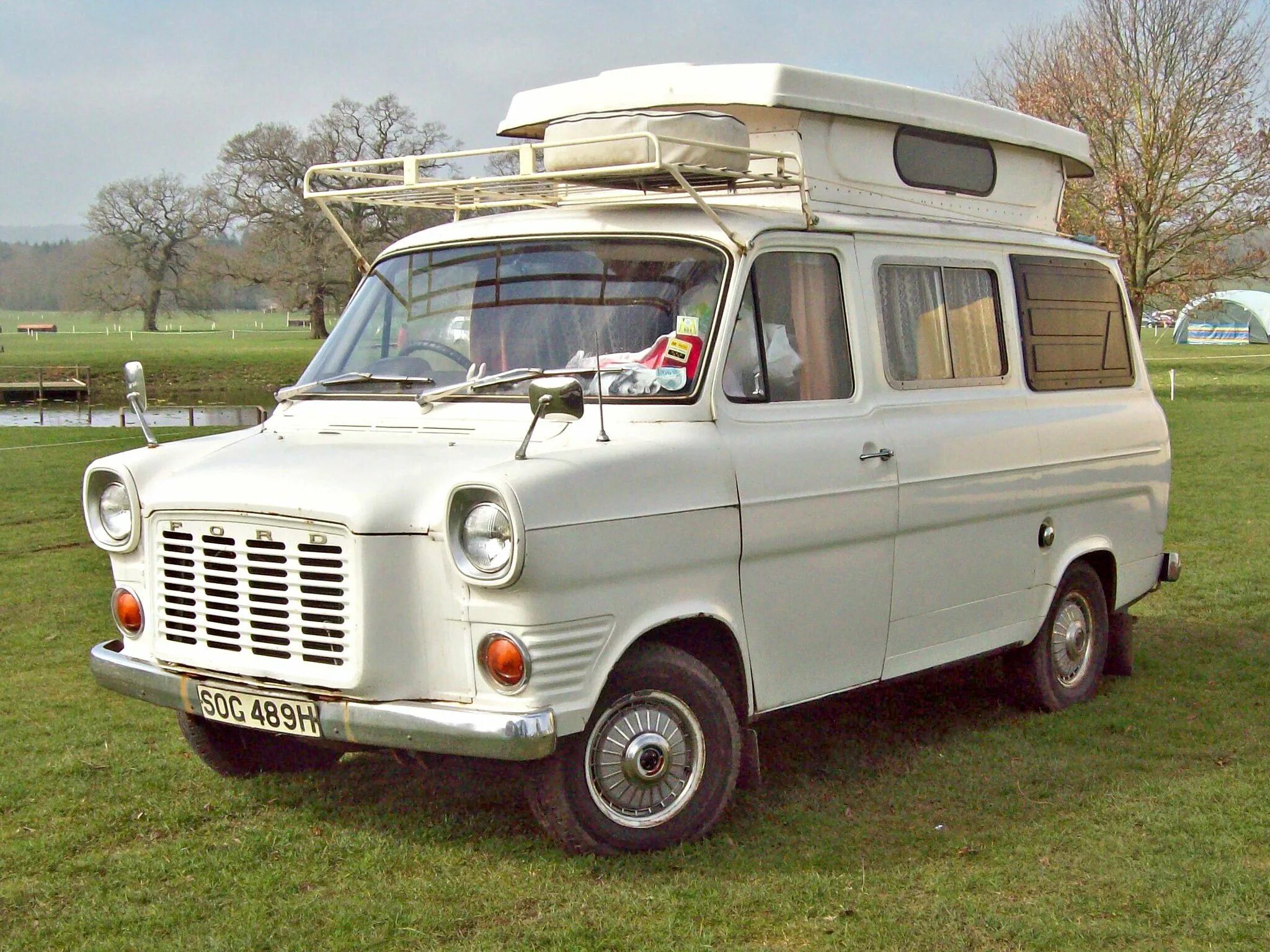 Форд транзит 1 купить. Ford Transit mk1 Camper. Ford Transit mk1. Ford Transit 1970. Ford Transit 1970 Camper.