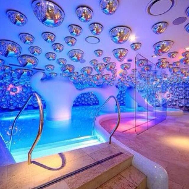 Mirror pool