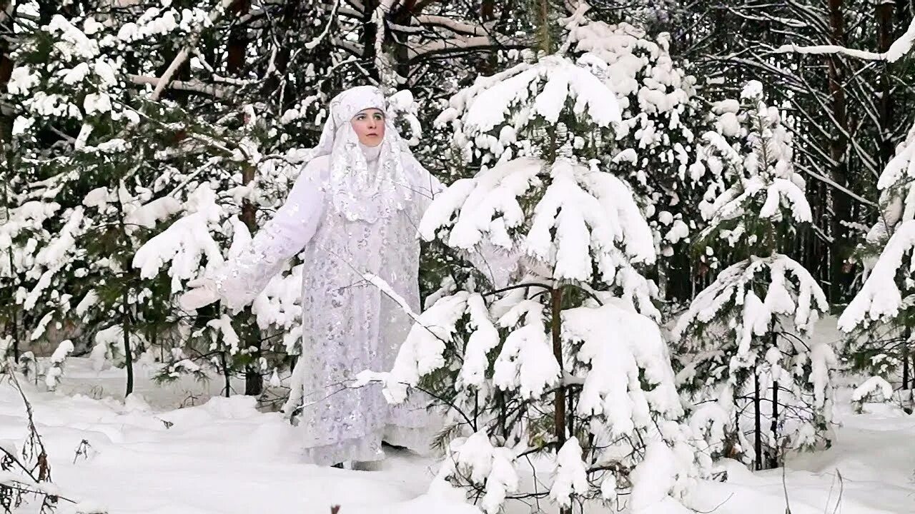 Матушка зема. Матушка зима яренск. резиденция матушки зимы яренск. матушка зима. супруга деда мороза зимушка.
