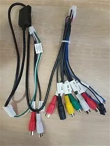8 rca