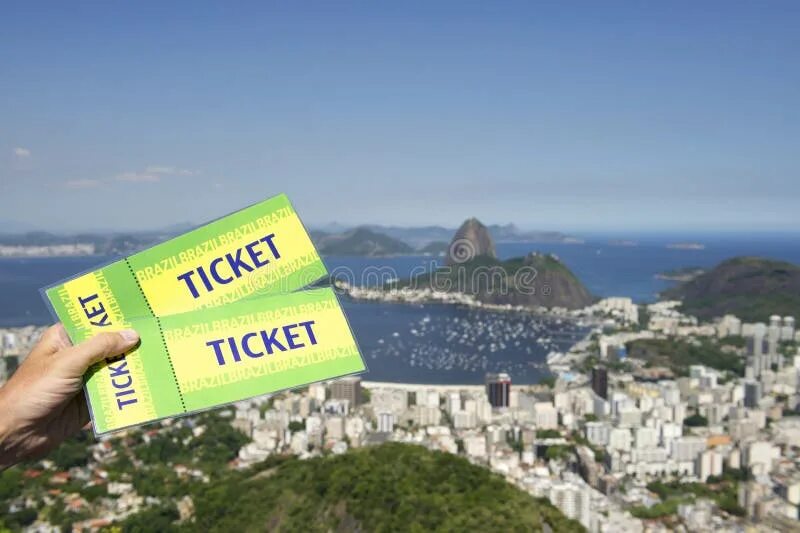 Билет на футбол. Holding ticket. Билеты в рио де жанейро фото. Билет в бразилию рио-де-жанейро. Билеты на пляж.