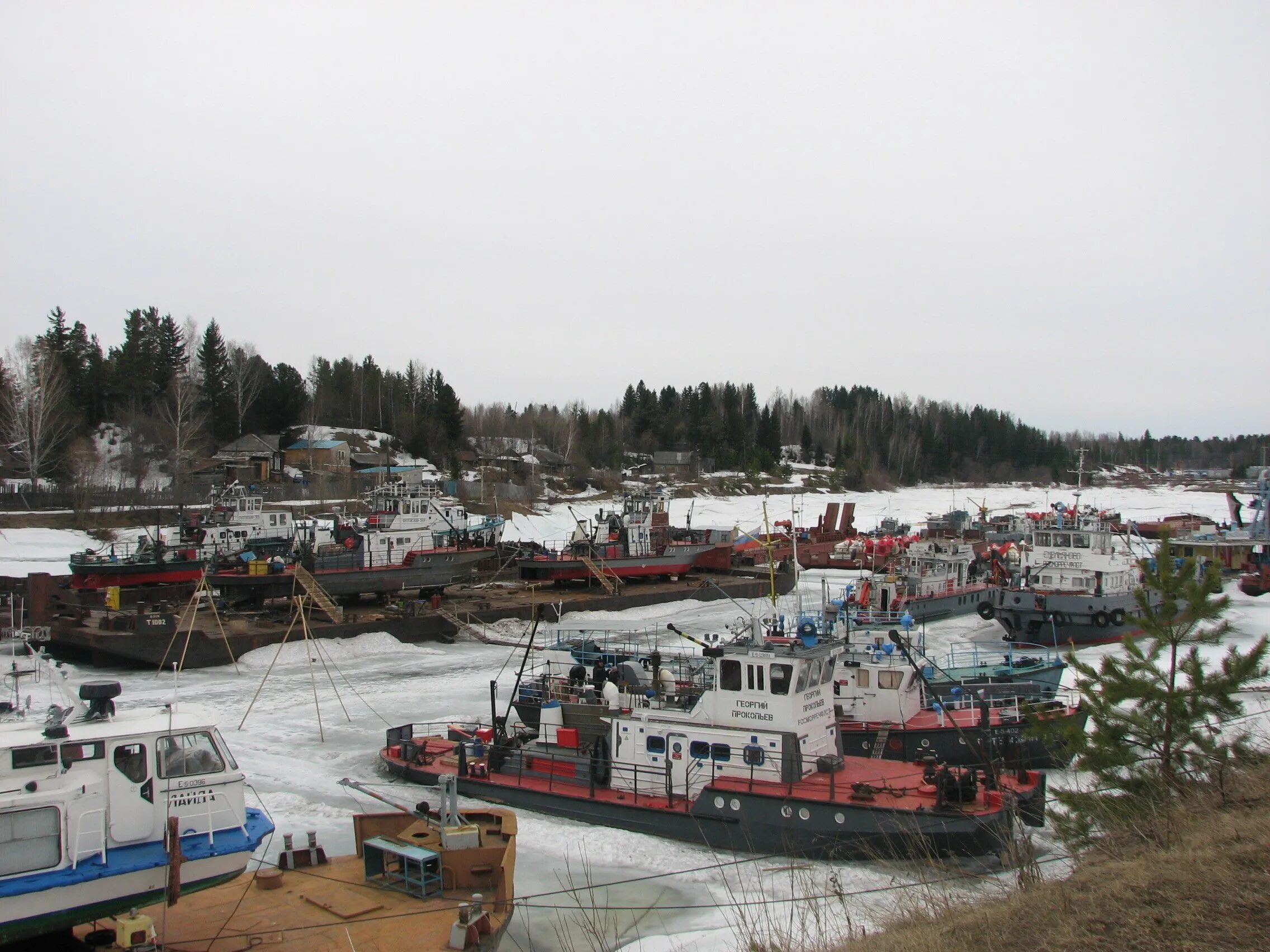 Кромка ледостава на енисее 2. Вода енисейск. Енисей обмелел 2022. 22. Назимово енисейский район.