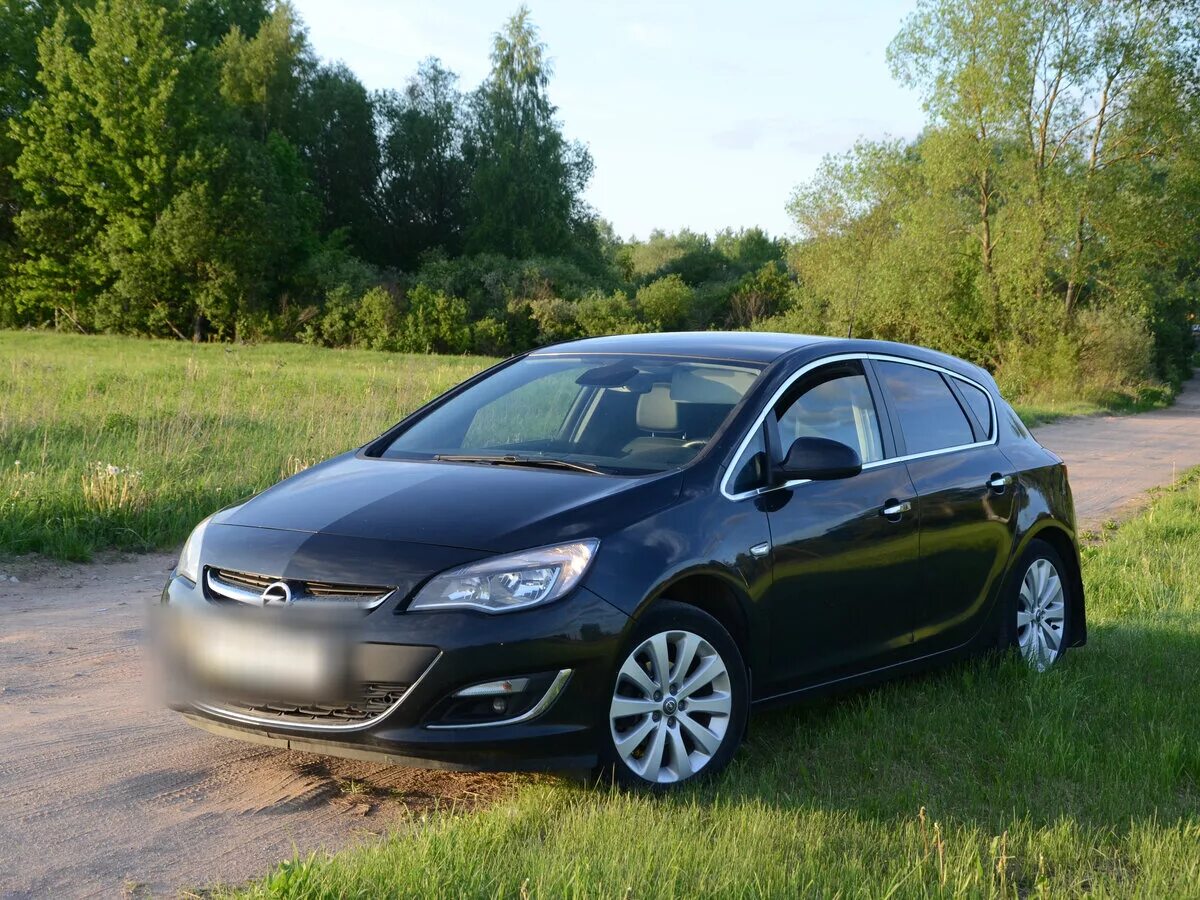 Опель хэтчбек 2012. Opel Astra j 2012. Opel Astra 2012. Opel Astra 2012 хэтчбек. Opel Astra j 2009.