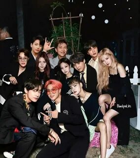 Black pink bts