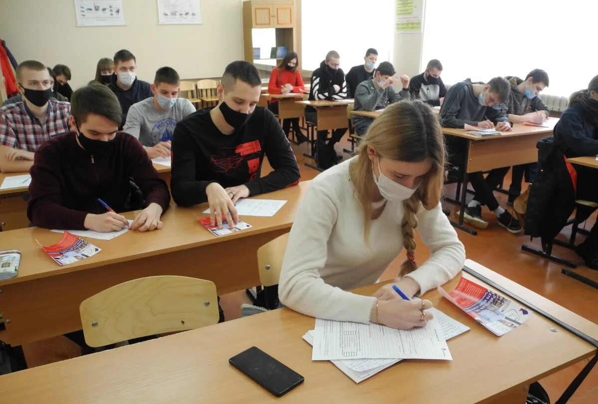 Колледж ниу ранхигс нижний новгород. Учиться в нижнем новгороде. Учиться в нижнем новгороде. Нижегородский университет им н. Институт мвд нижний новгород.