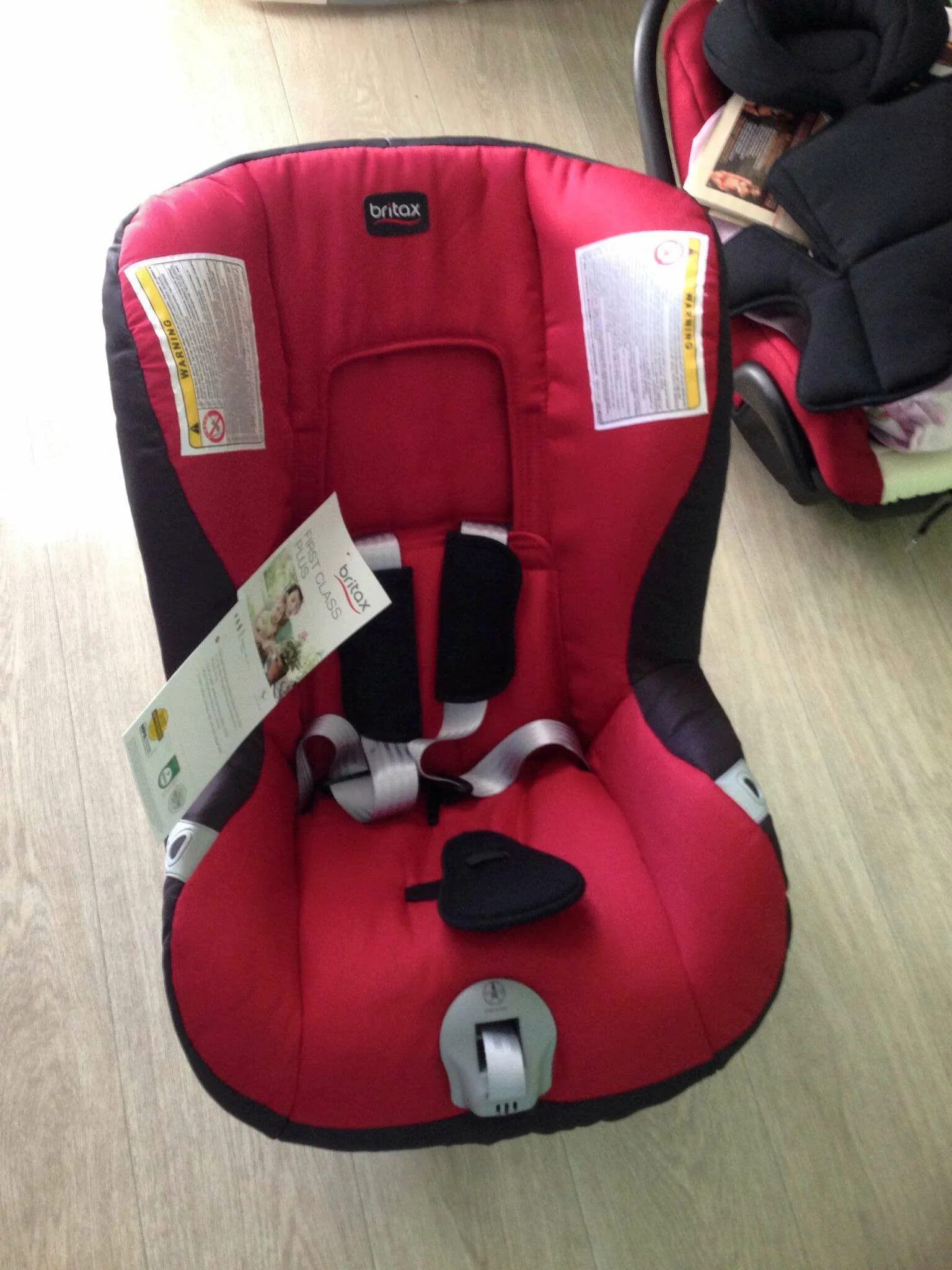 Britax first class. Кресло Britax first class. Автокресло Britax Romer Blaubeurer Str 71. Britax Römer Kid Plus Chili Pepper. Сидение Britax first class Plus.