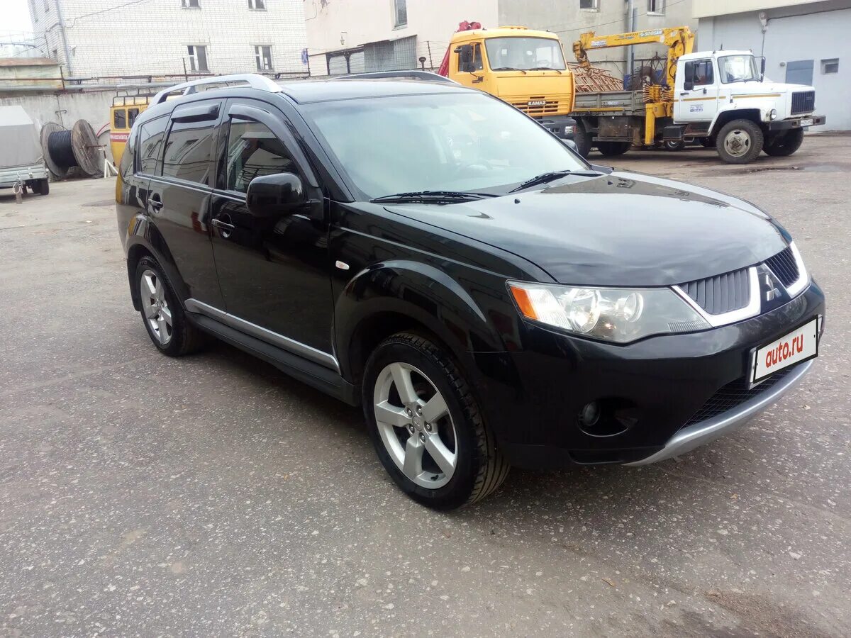 Купить митсубиси аутлендер 2008 года. Mitsubishi Outlander 2008 черный. Mitsubishi Outlander 2.4 2008. Митсубиси Аутлендер 2008 год черный. Аутлендер 2008 черный.