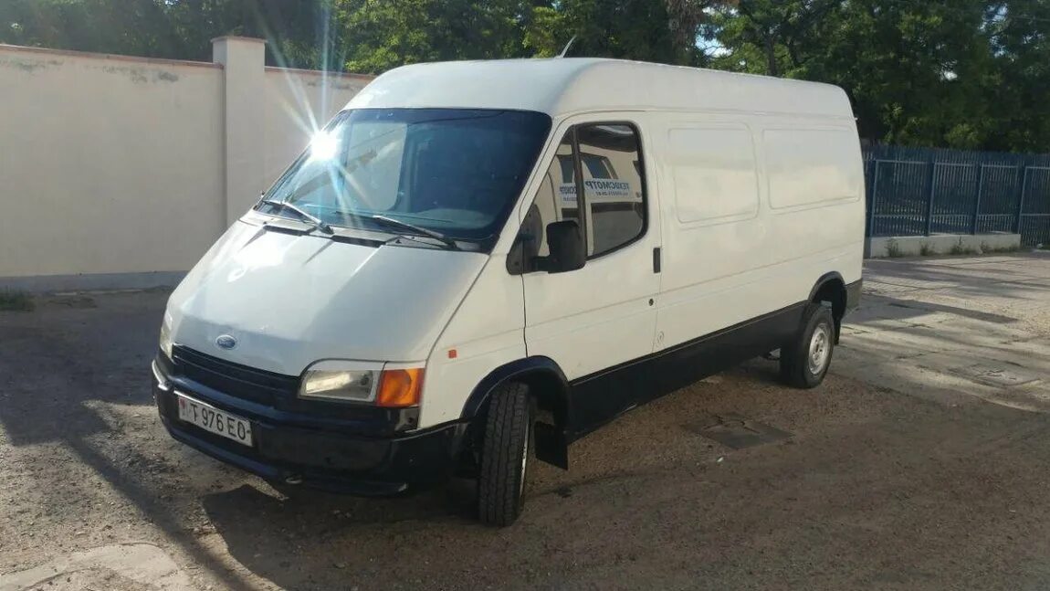 Продам транзит. Форд Транзит 1993 года 2.5 дизель. Ford Transit 2600. Ford Transit 1998 999.MD. Куплю Форд Транзит тренд с холодильником в Молдавии.