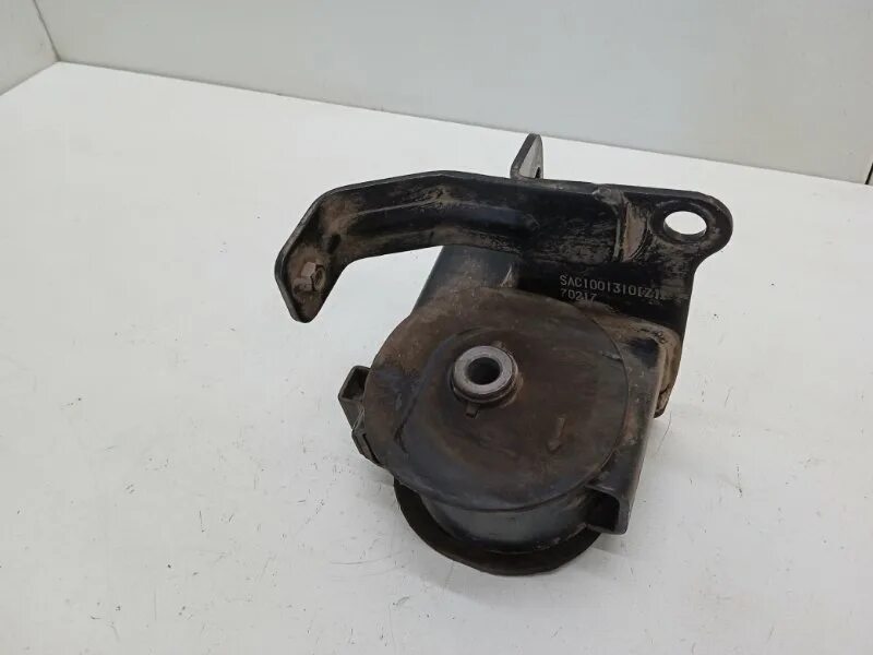 Опора двигателя лифан х60. Опора двигателя левая лифан х60. Опора двигателя лифан х60. Подушка двигателя lifan x60. Подушка двигателя lifan x60.