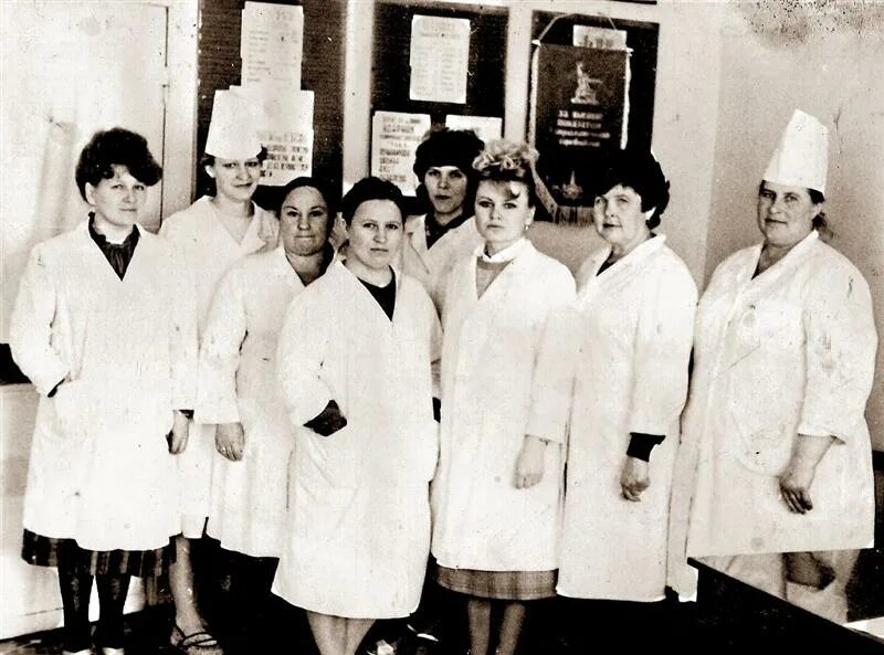 Госпиталь угличская. Военный госпиталь Тбилиси 1940. Ленинград 1958 медтехникум. Оренбургский военный госпиталь педиатрия.