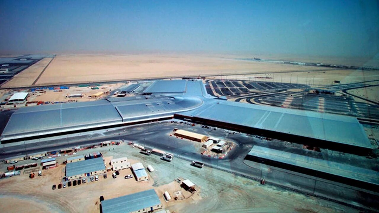 Арабские эмираты аэропорты международные. Аль-Мактум аэропорт Дубай. Аэропорт DWC Дубай. Дубай аэропорт DWC Аль Мактум. Новый аэропорт в Дубае Аль Мактум.