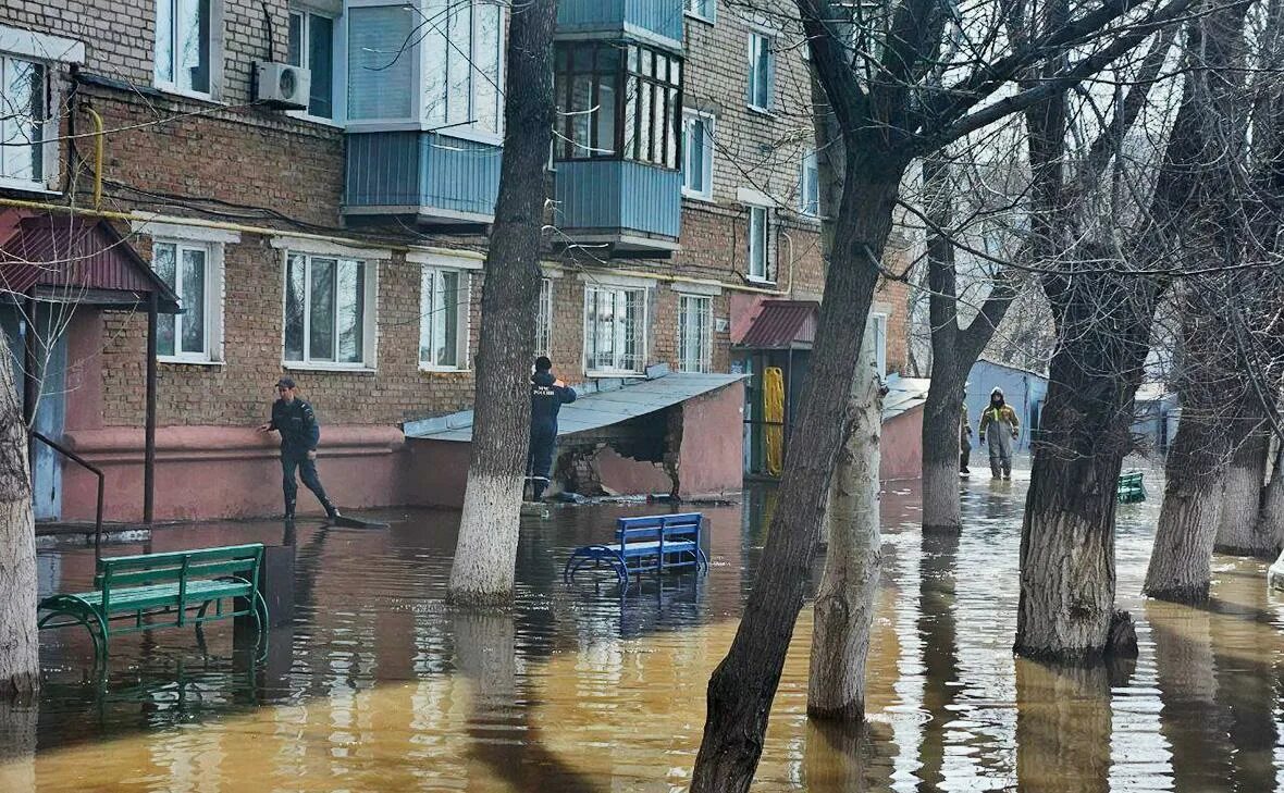 В Оренбургской области после паводка снесут почти 3,5 тысячи домов Оренбург Меди
