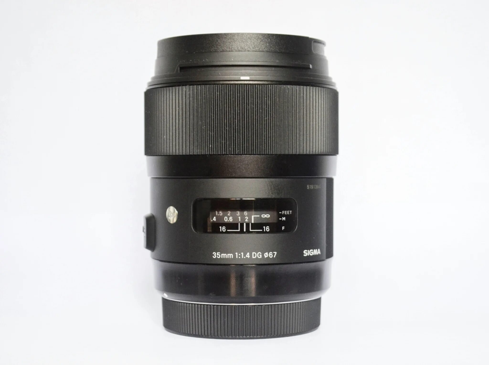 Sigma af 35mm f 1.4. Sigma 35 1.4 Art Sony. Sigma 35mm 1.4 Canon. Sigma 35 1.4 Art Canon. Объектив Сигма 35 1.4 для Кэнон.