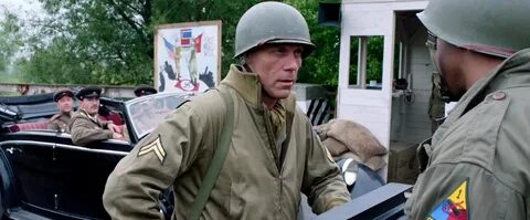 На париж трейлер