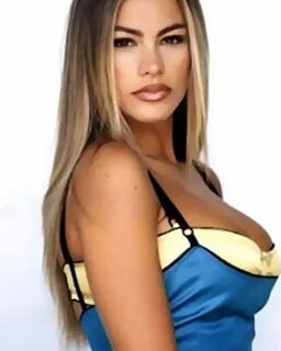 София Вергара: новая стрижка в фотографиях. 
