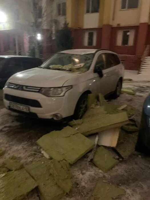 Трагедия в жилом комплексе. Трагедия в жилом комплексе. Трагедия в жилом комплексе. Падение с 17 этажа нижний новгород. Девушка прыгнула из окна.