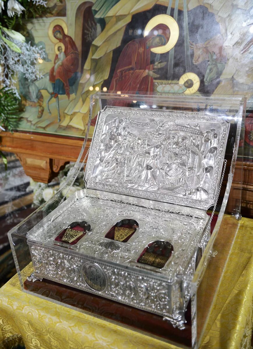 дары волхвов афон. дары волхвов в москве. дары волхвов в москве. дары волхвов в монастыре на афоне. дары волхвов монастырь павла.
