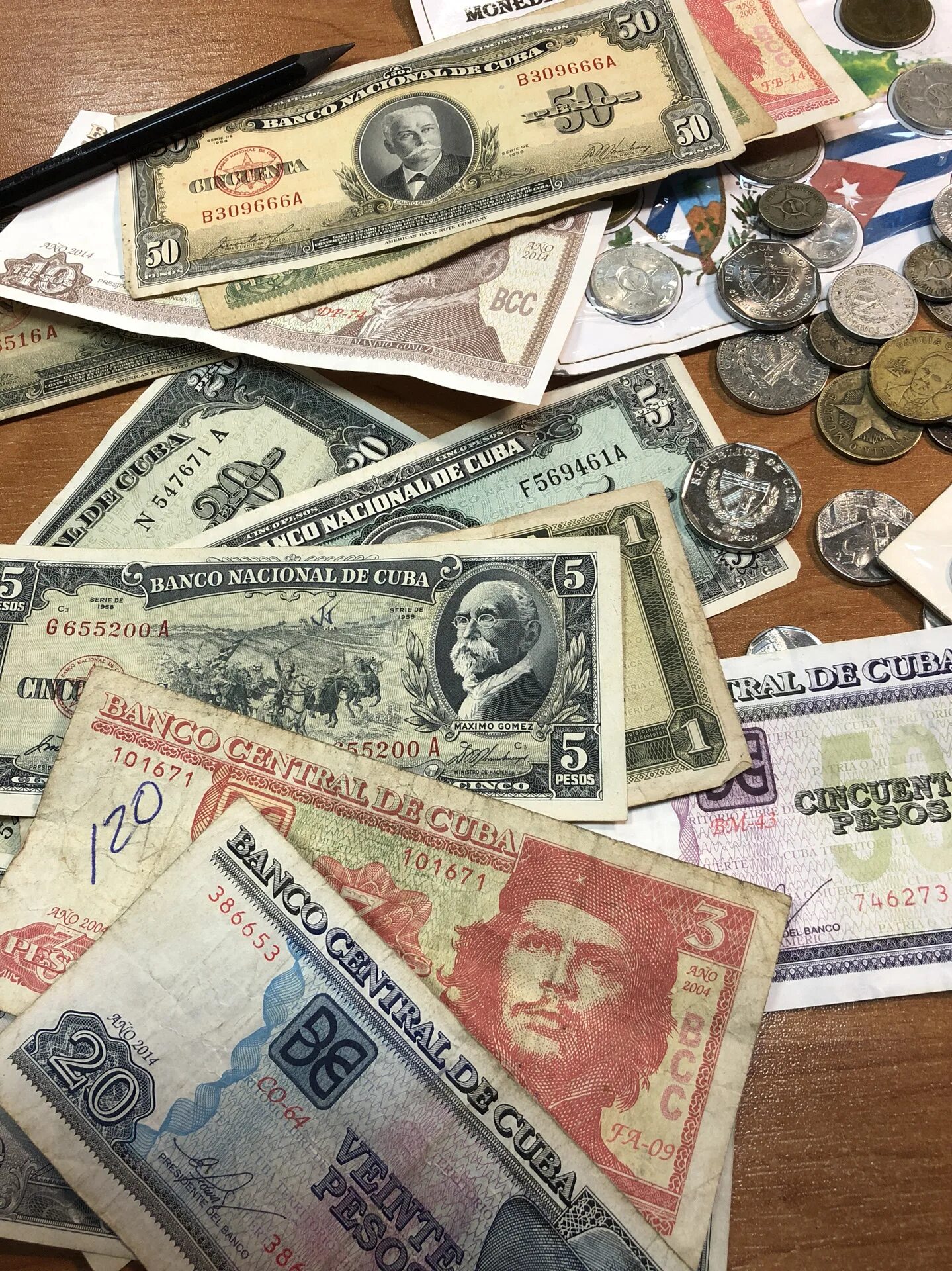 Валюта на Кубе. Куба деньги. Деньги на Кубе.