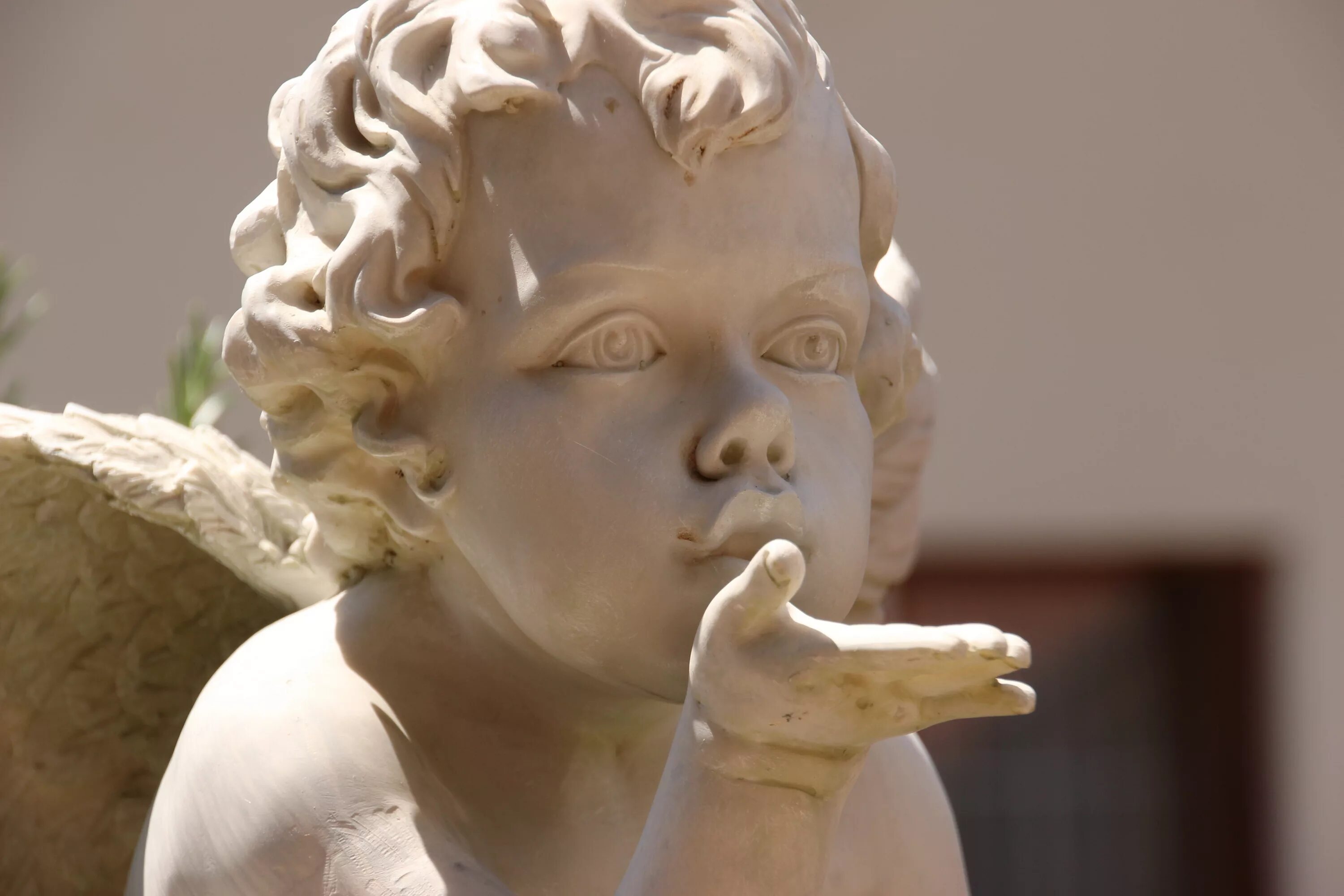 Скульптуры. Классическая скульптура. Античные скульптуры ангелов. Античные скульптуры детей. Поцелованные ангелом