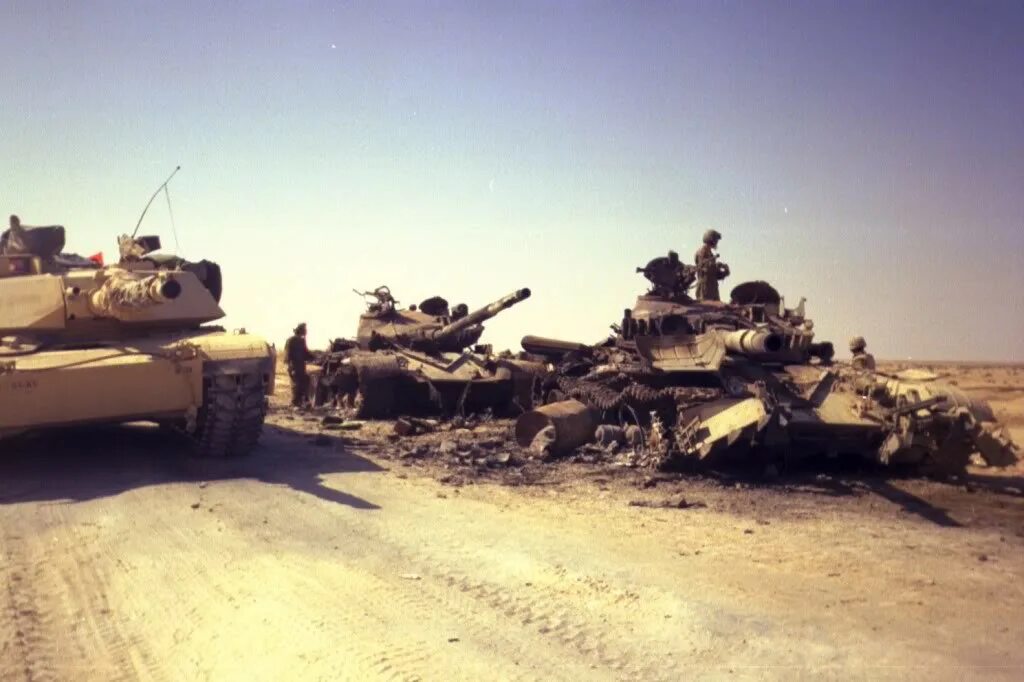 Дуэль т 72 и абрамс. T-72m1 Iraq 1991. Танки Абрамс Ирак 1991. Т-72 Abrams в Ираке. Т72 Ирак буря в пустыне.