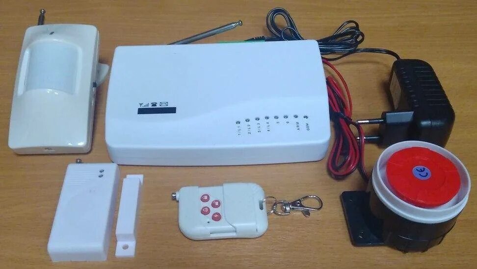 Самая бюджетная сигнализация. Охранная сигнализация сокол 4718. охранная сигнализация стандарт 2. сигнализация страж стандарт.
