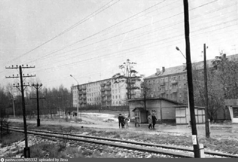 Город советский станция. Станция Долгопрудный 90-е. Станция Долгопрудная 1995. Долгопрудный 1960 год. Долгопрудный старый город.