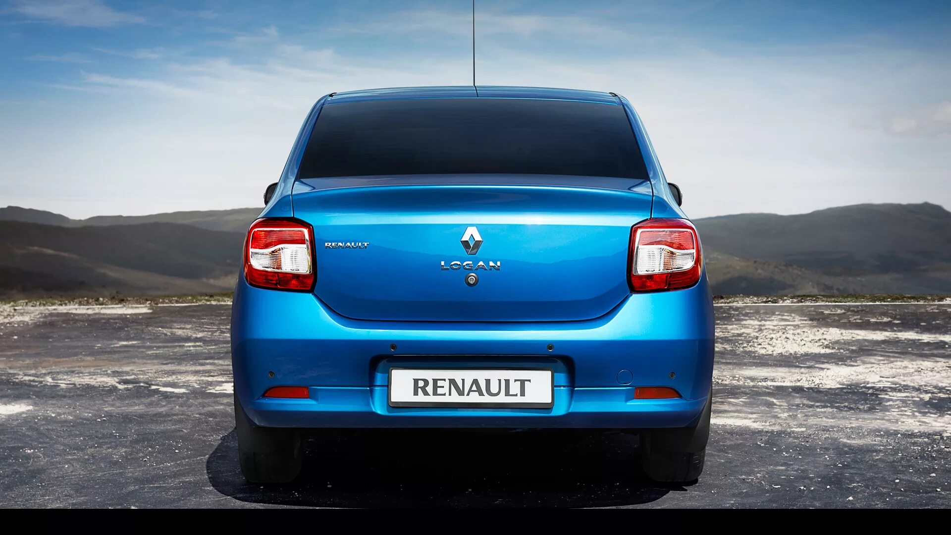 Renault Logan 2014. Рено Логан 2. Рено Логан 2 зад. Греем рено логан