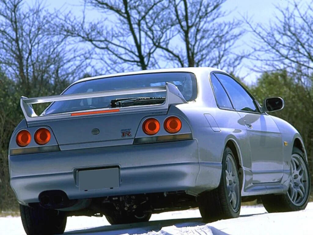 R 1024. Nissan Skyline 1995. Nissan Skyline, 1995 год. Ниссан Скайлайн 33 1995. Nissan Skyline GTR 1995.