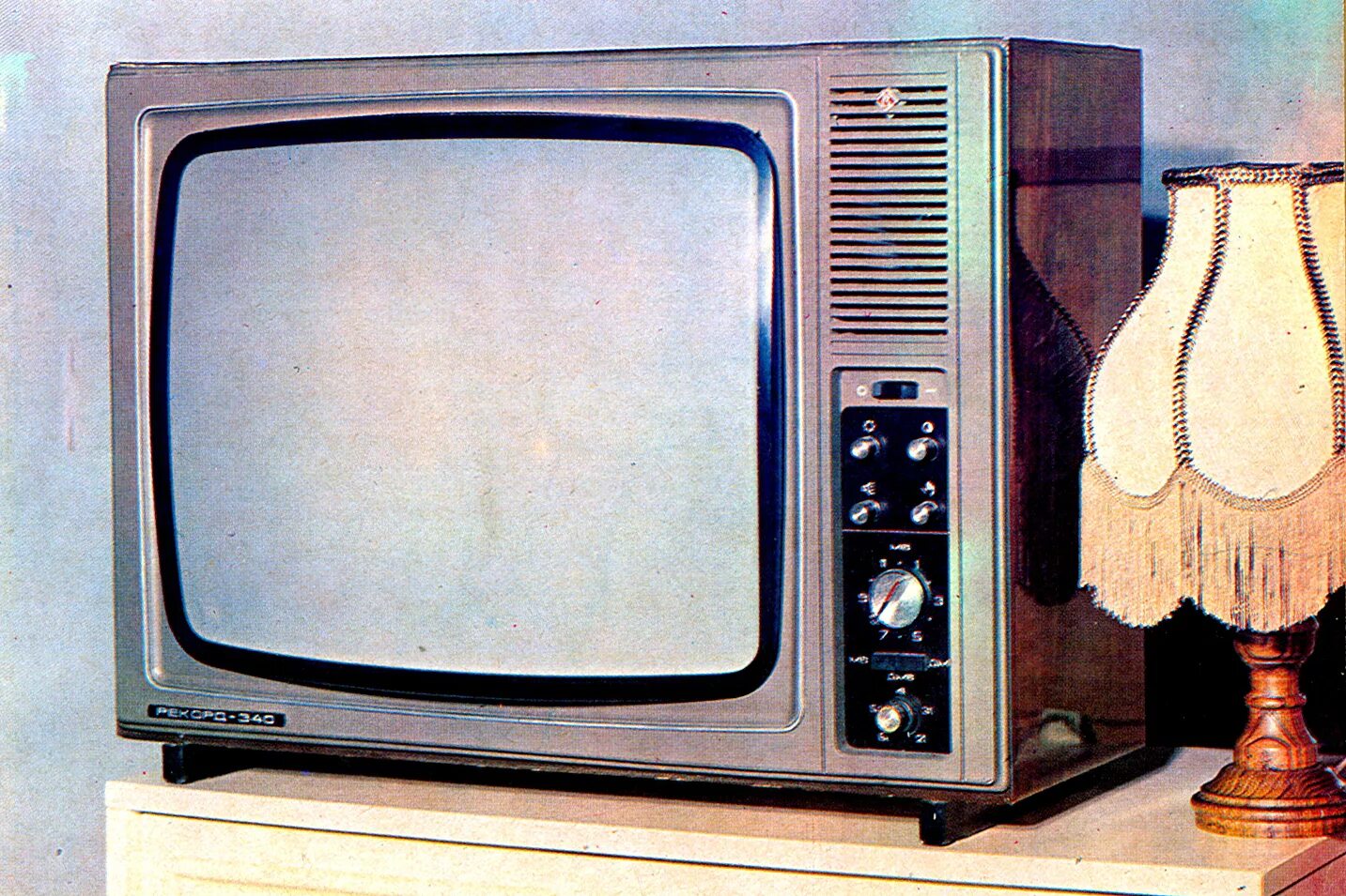 Телевизор Березка ц-202. Телевизор National Vintage 1970. Советские товары. Телевизоры советского Союза.