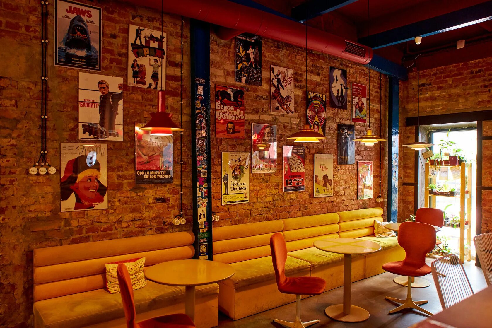 ресторан эрмитаж свадьба. эрмитаж брест. жемчужная, брест. брест улица гоголя 29 жюль верн. брест кофейня.