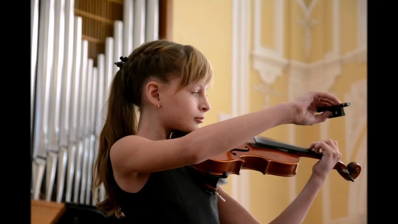 Таня ты учишься в музыкальной школе. Музыкальный фон. Таня ты учишься в музыкальной школе. Таня ты учишься в музыкальной школе. Фортепиано для детей.
