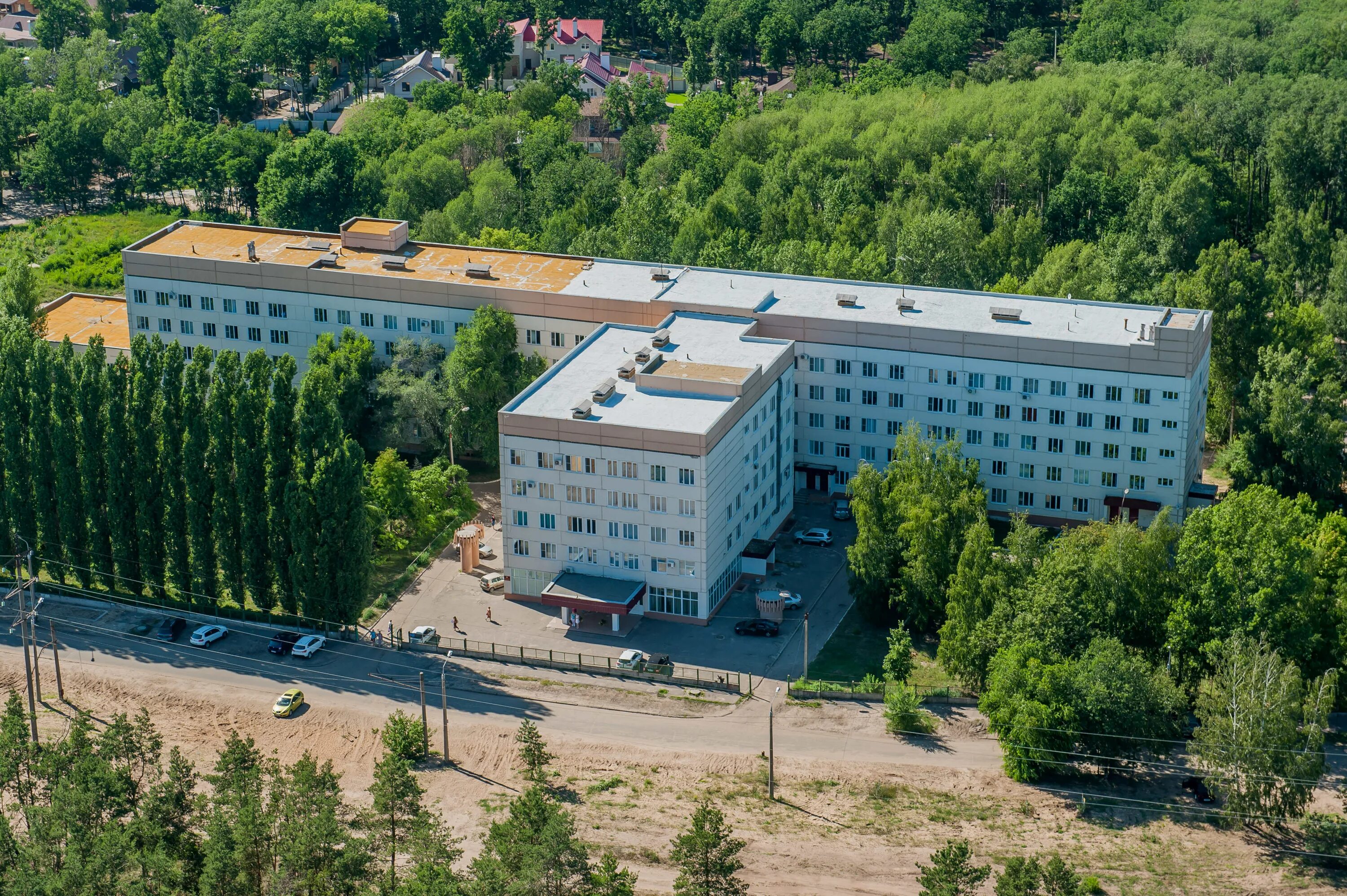 Воронежская областная клиническая больница фото. Областной роддом Воронеж старый корпус. Перинатальный центр Воронеж 2 корпус. Роддом областной больницы Воронеж. Роддом областная больница Воронеж старый корпус.