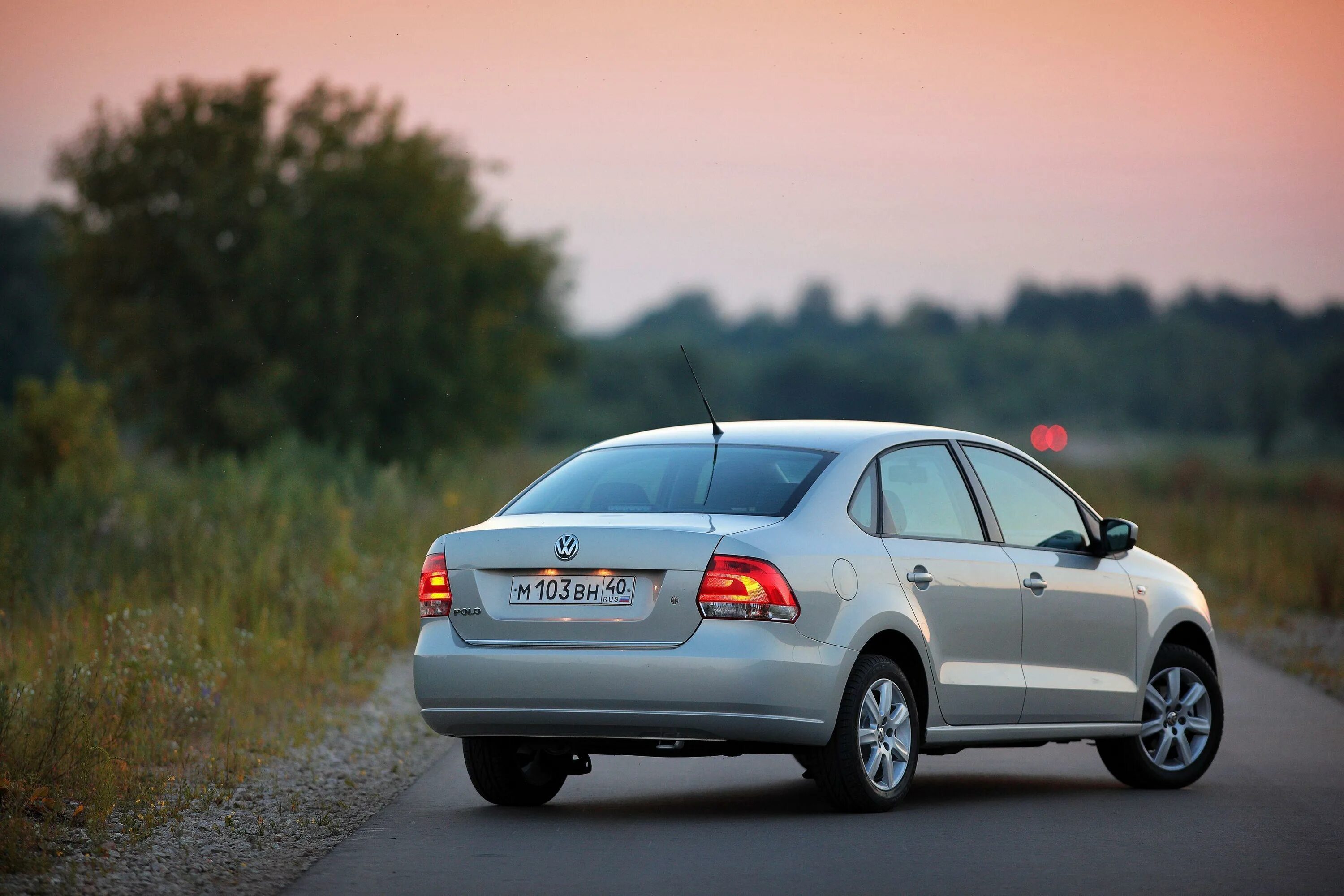 Wv polo sedan. VW Polo 2010 седан. Фольксваген поло седан 2010. Volkswagen Polo sedan (2010). Volkswagen Polo sedan 2009.